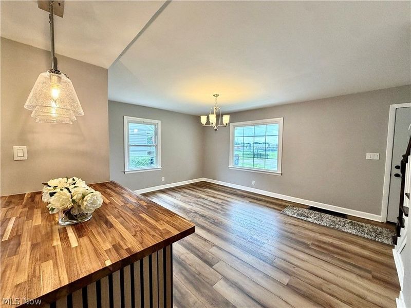 752 Laird Avenue NE, Warren, OH 44483 Photo 3