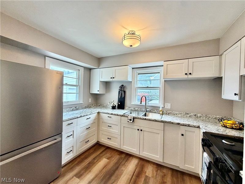 752 Laird Avenue NE, Warren, OH 44483 Photo 6