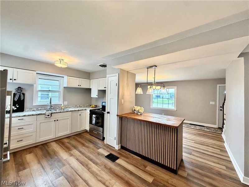 752 Laird Avenue NE, Warren, OH 44483 Photo 7