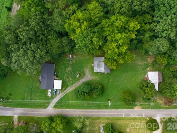 109 Crossrail Road , Mooresville, NC 28115