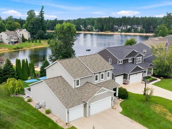16849 Arbor Way Drive, Nunica, MI 49448