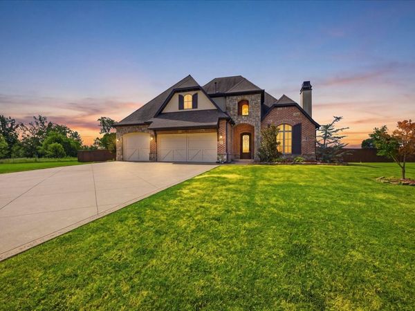 2114 E 176th Street S, Mounds, OK 74047