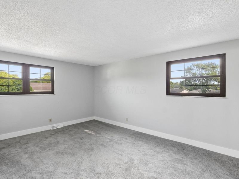 3768 Springwood Drive , Columbus, OH 43224 Photo 21
