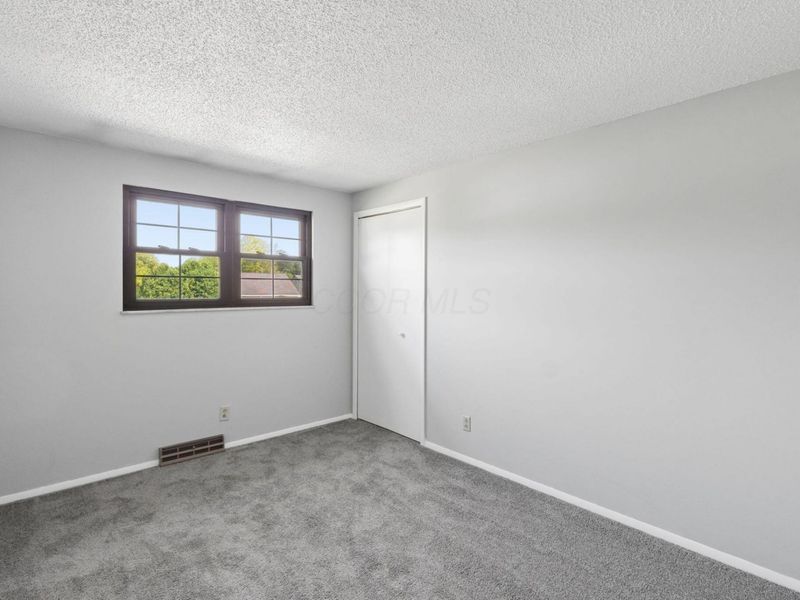 3768 Springwood Drive , Columbus, OH 43224 Photo 25