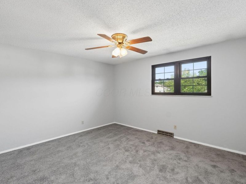 3768 Springwood Drive , Columbus, OH 43224 Photo 27