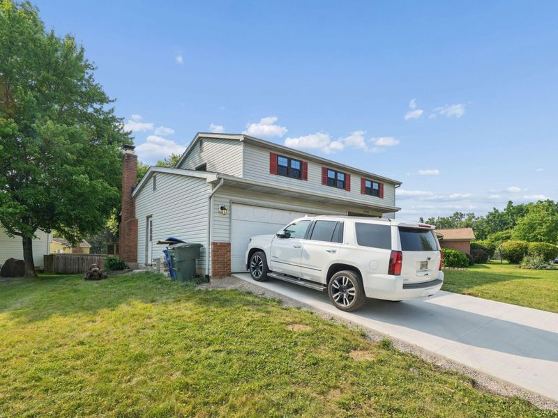 3768 Springwood Drive , Columbus, OH 43224 Photo 5