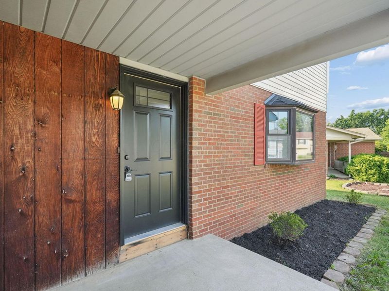 3768 Springwood Drive , Columbus, OH 43224 Photo 6