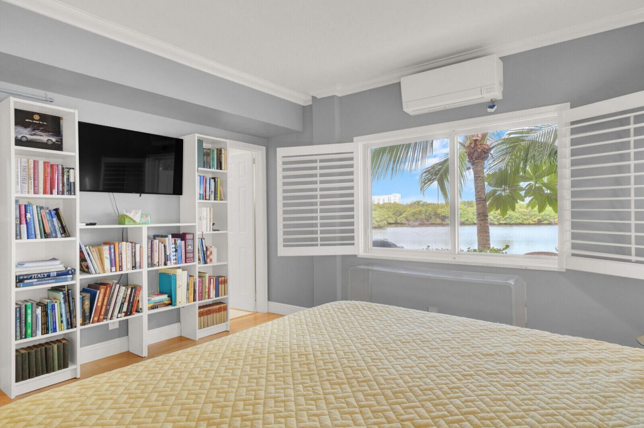 6520 N Ocean Boulevard, Unit 6, Ocean Ridge, FL 33435 Photo