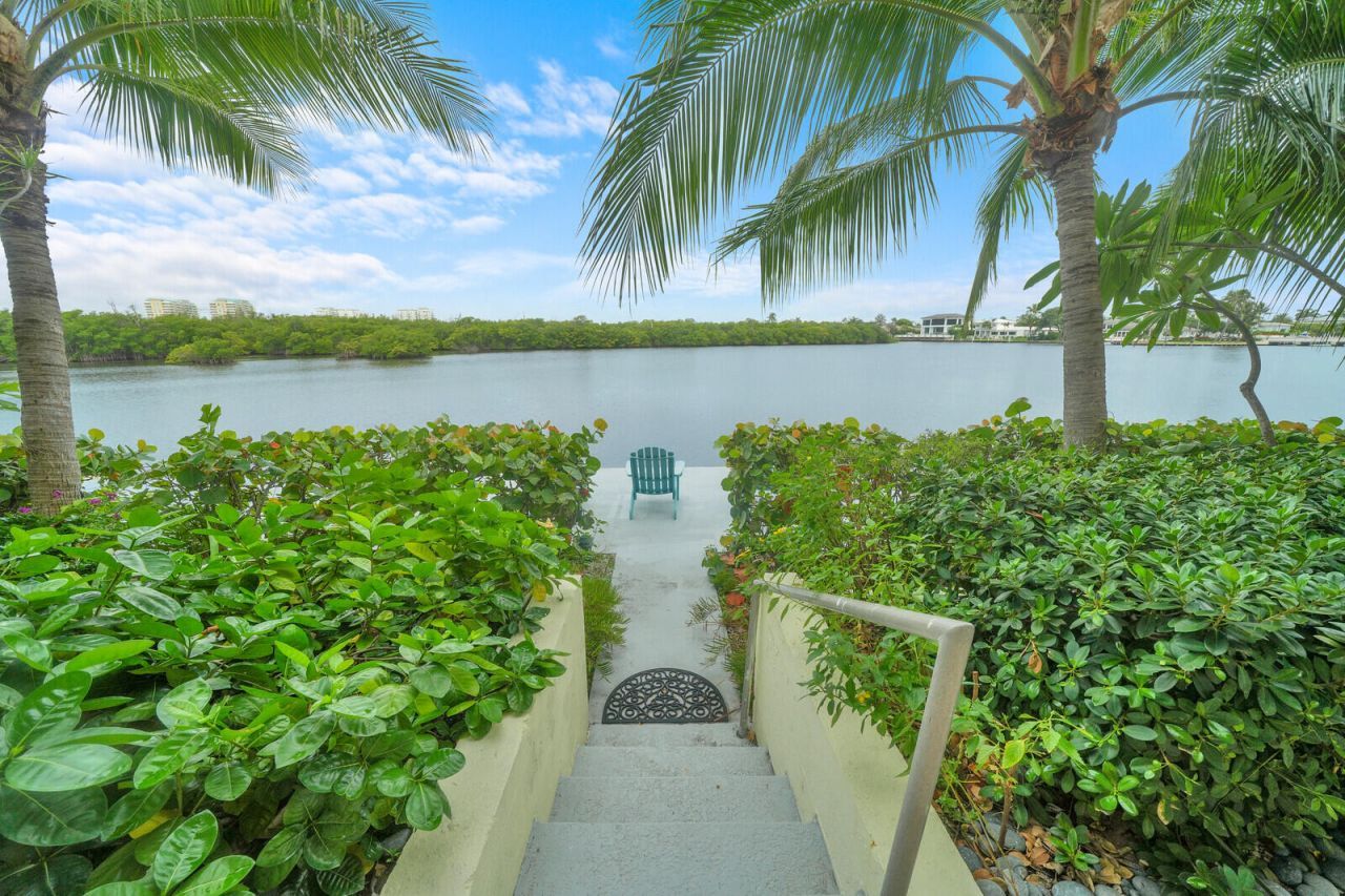 6520 N Ocean Boulevard, Unit 6, Ocean Ridge, FL 33435 Photo