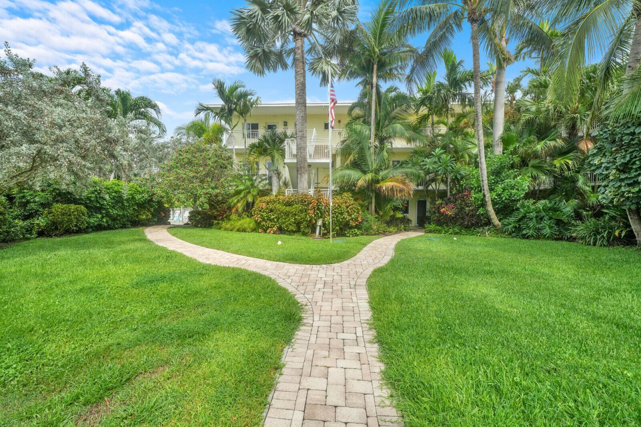 6520 N Ocean Boulevard, Unit 6, Ocean Ridge, FL 33435 Photo
