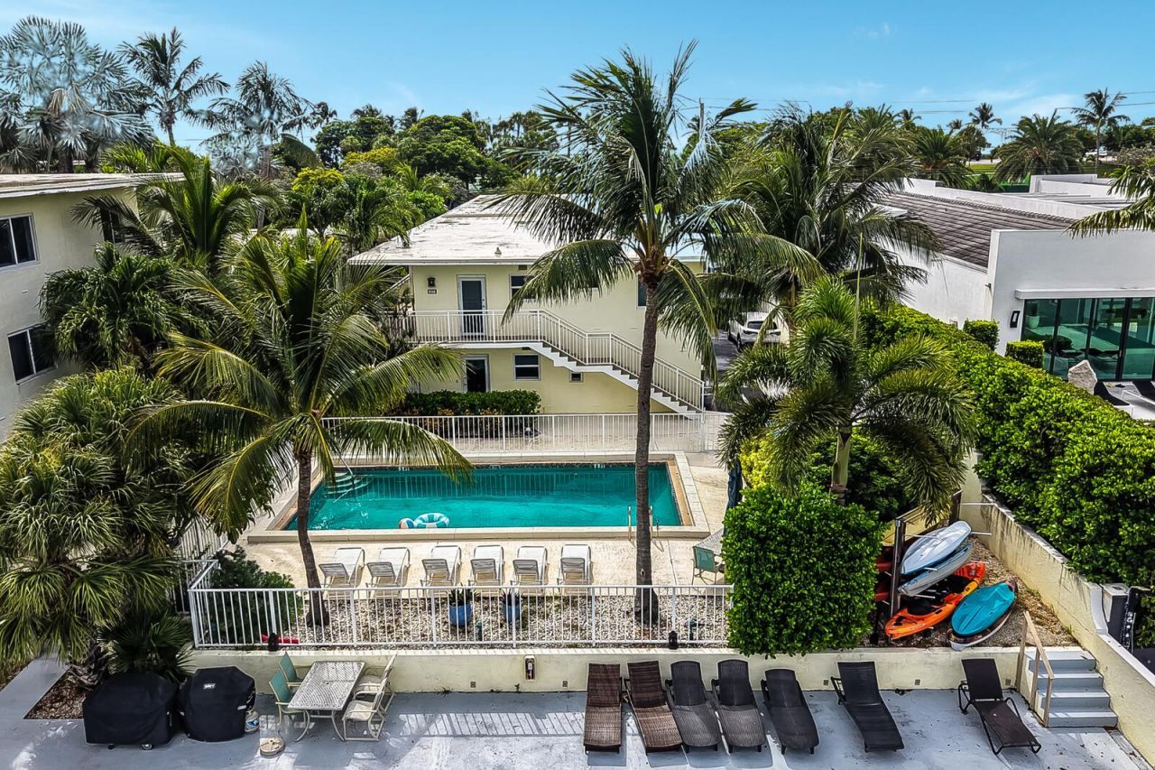 6520 N Ocean Boulevard, Unit 6, Ocean Ridge, FL 33435 Photo