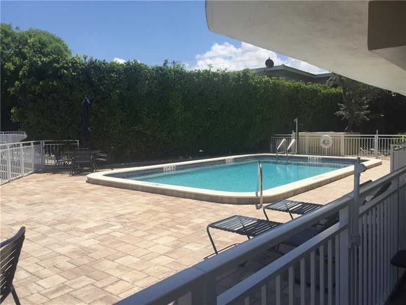 3220 Bayview Drive Ne, Unit 102, Fort Lauderdale, FL 33306 Photo