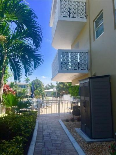 3220 Bayview Drive Ne, Unit 102, Fort Lauderdale, FL 33306 Photo