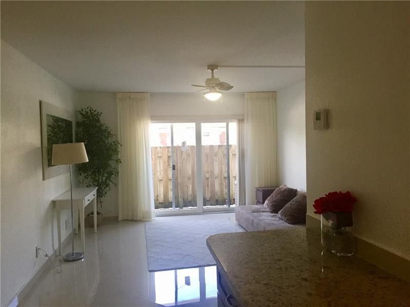 3220 Bayview Drive Ne, Unit 102, Fort Lauderdale, FL 33306 Photo