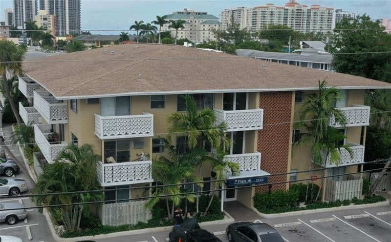 3220 Bayview Drive Ne, Unit 102, Fort Lauderdale, FL 33306 Photo