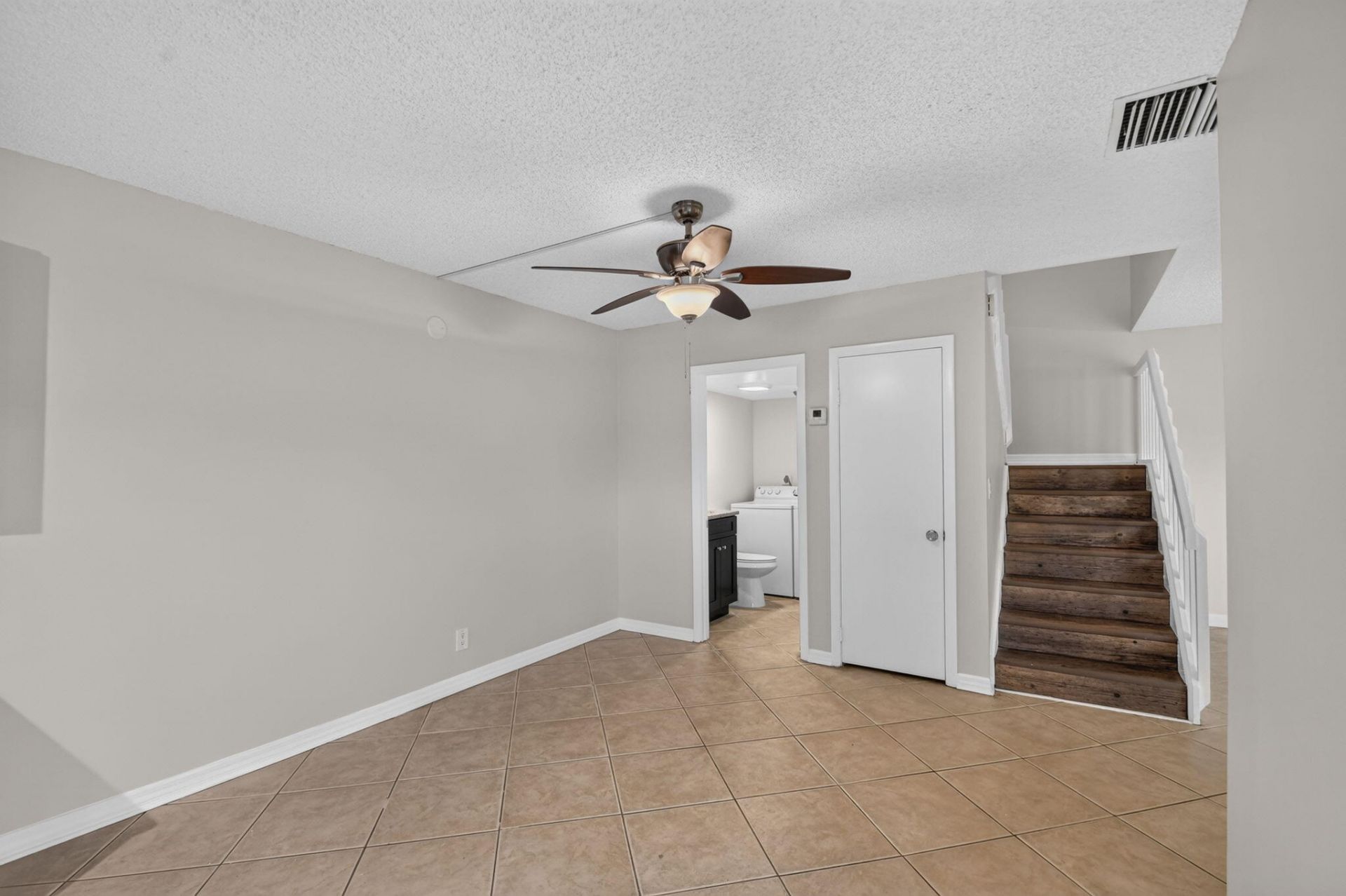 744 Springdale Circle, Palm Springs, FL 33461 Photo