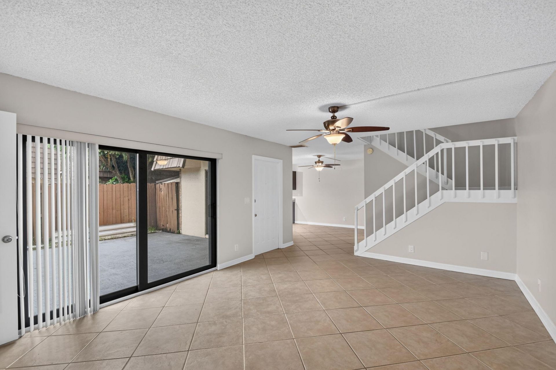 744 Springdale Circle, Palm Springs, FL 33461 Photo