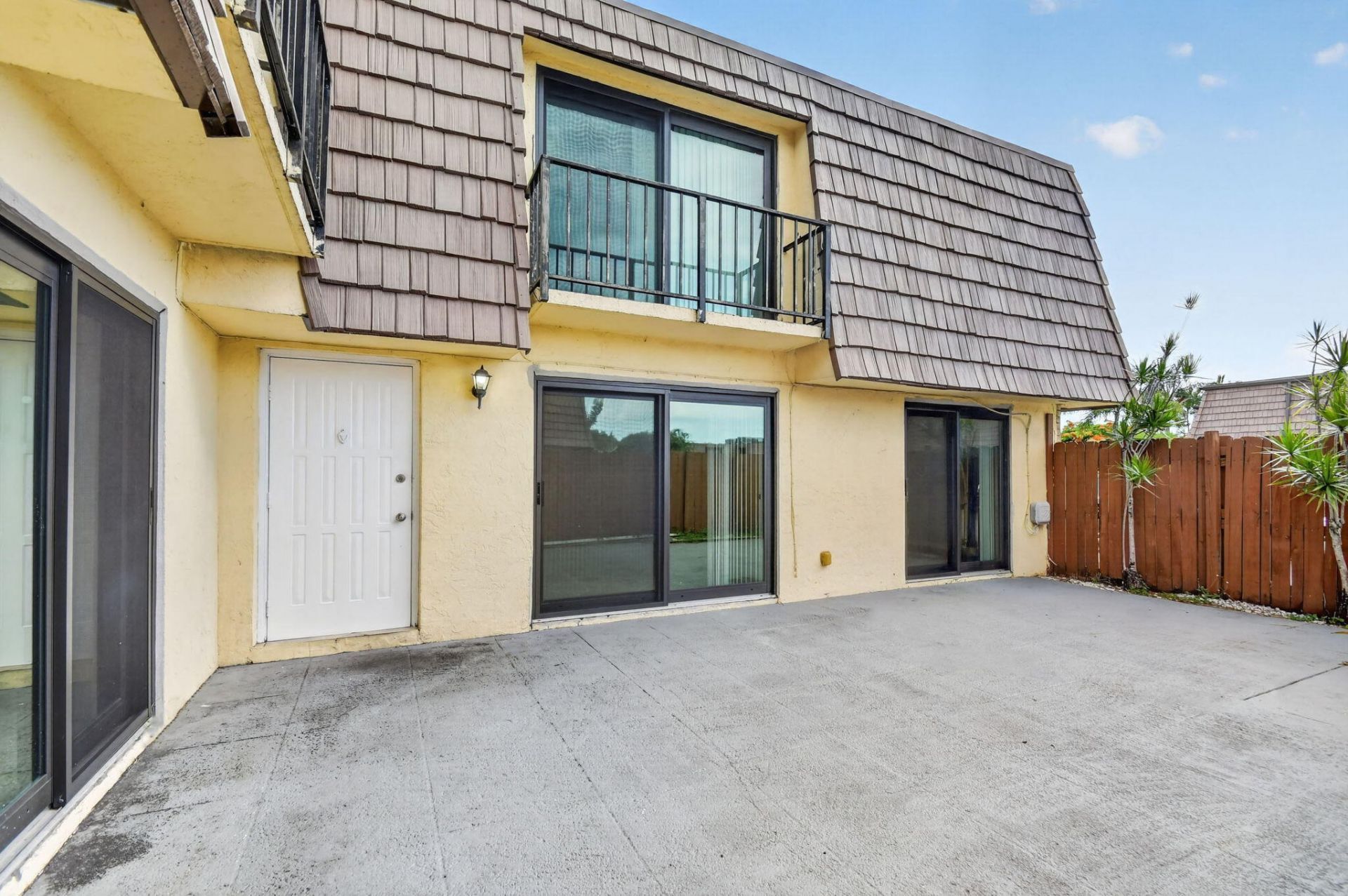 744 Springdale Circle, Palm Springs, FL 33461 Photo