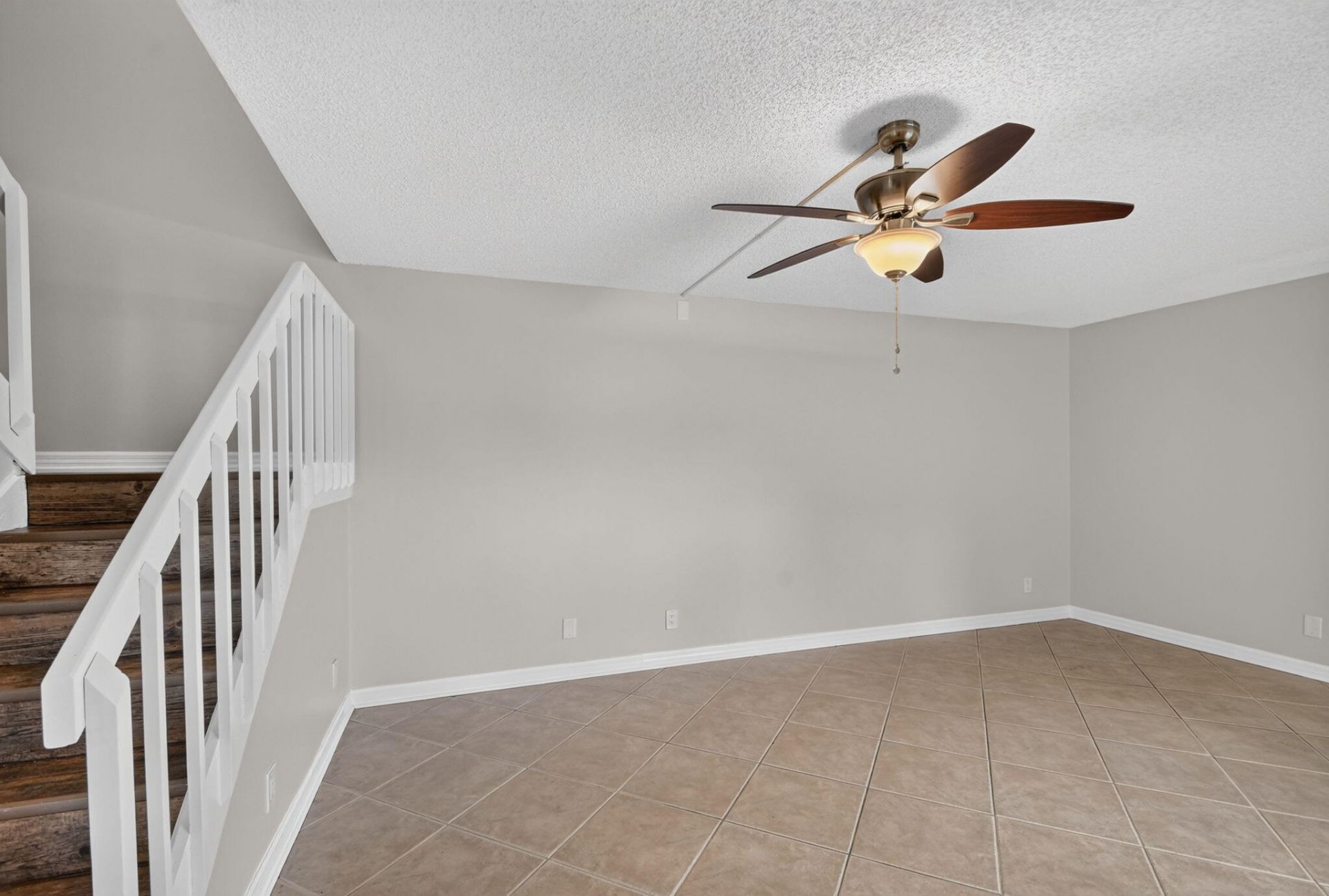 744 Springdale Circle, Palm Springs, FL 33461 Photo