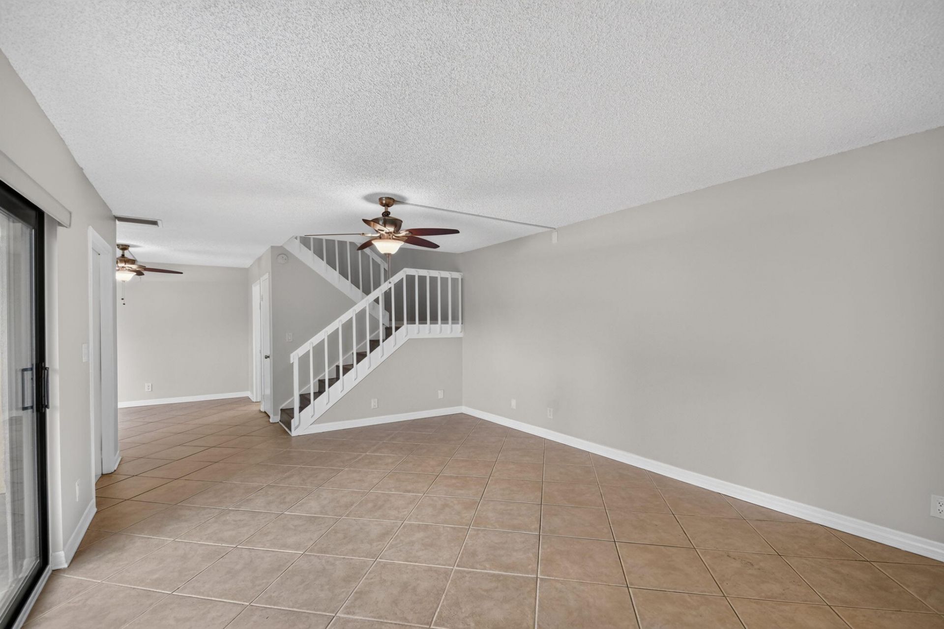 744 Springdale Circle, Palm Springs, FL 33461 Photo