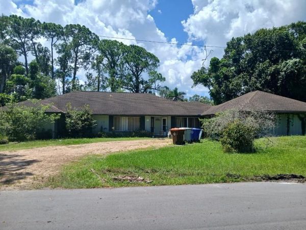 891 47TH Avenue, Vero Beach, FL 32966