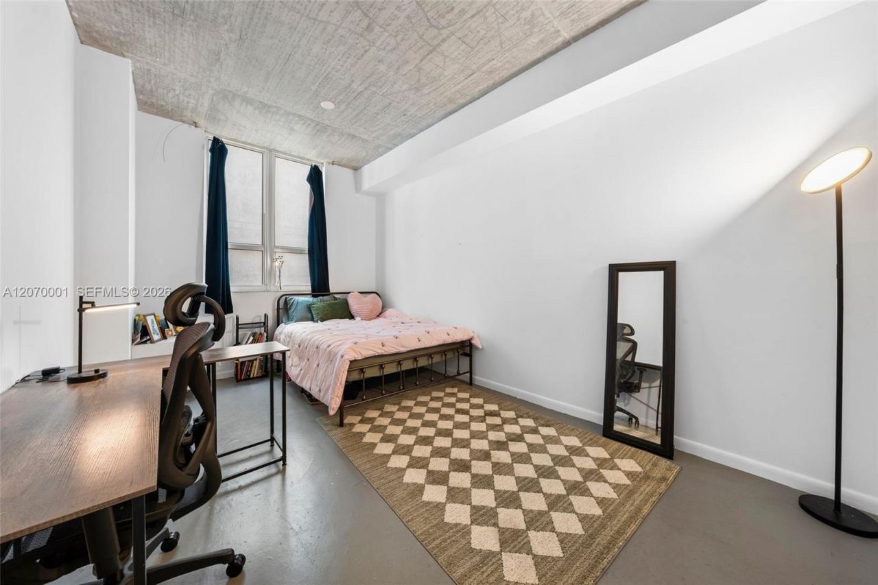 234 NE 3rd St , Unit 602, Miami, FL 33132 Photo