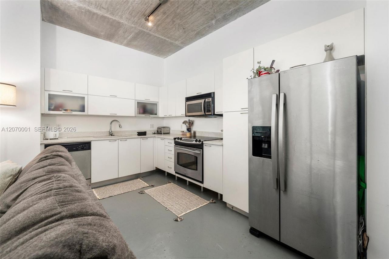 234 NE 3rd St , Unit 602, Miami, FL 33132 Photo