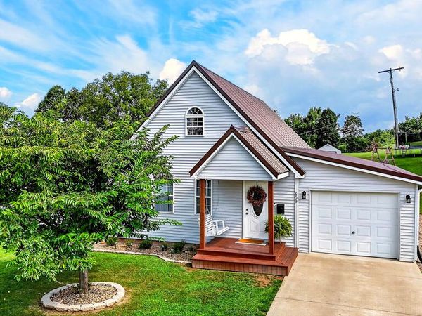 509 E A St, Wellston, OH 45692