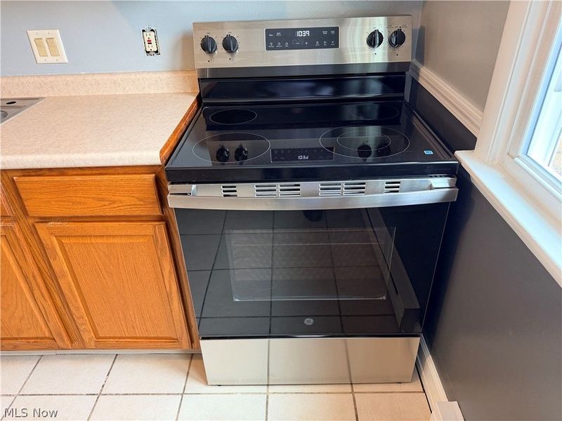 929 Cook Avenue, Unit 2, Youngstown, OH 44512 Photo 9