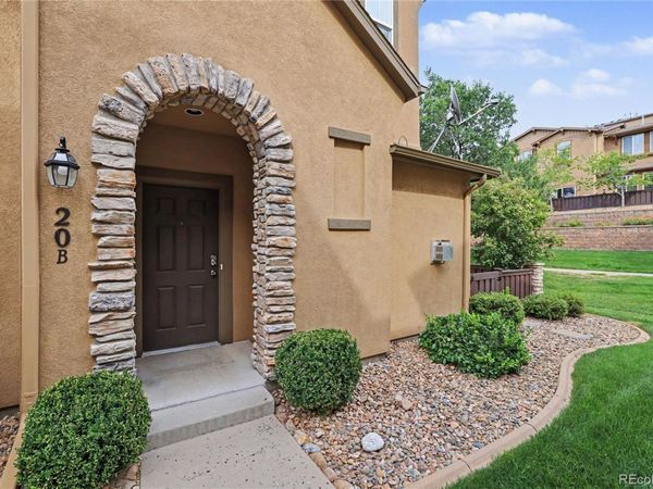 10546 Graymont Lane, Unit B, Littleton, CO 80126