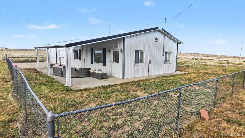 15341 County Road V, Fort Morgan, CO 80701 Main Photo
