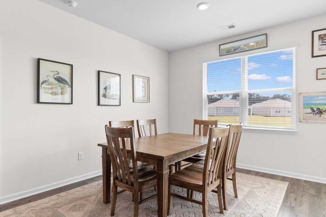 1143 Sennema Circle Photo 12