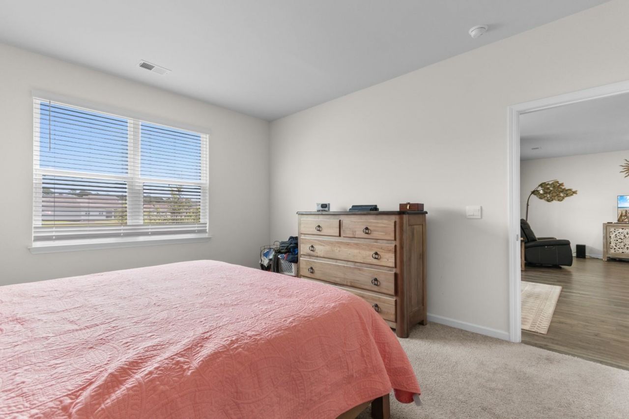 1143 Sennema Circle Photo 17