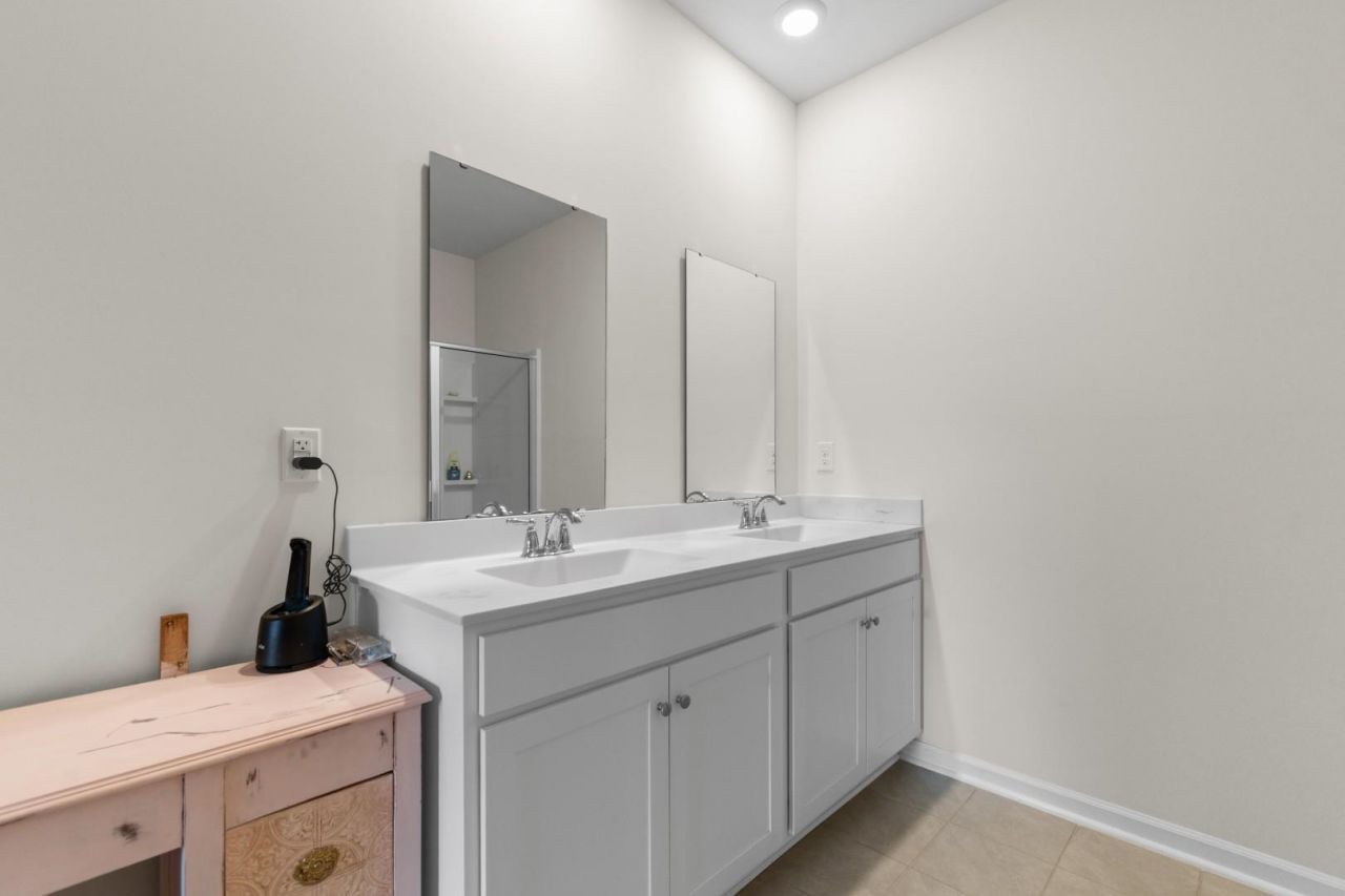 1143 Sennema Circle Photo 19