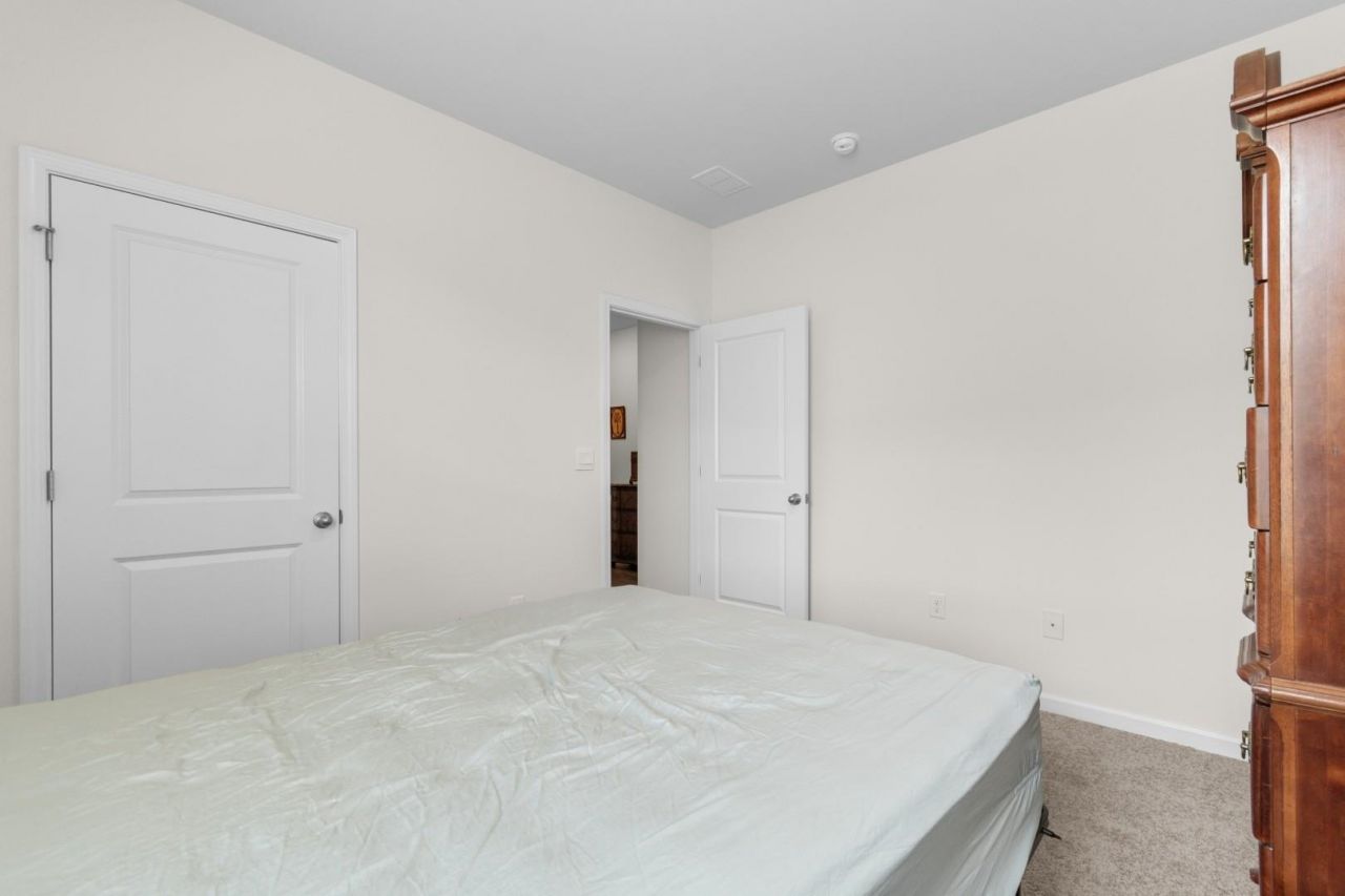 1143 Sennema Circle Photo 23