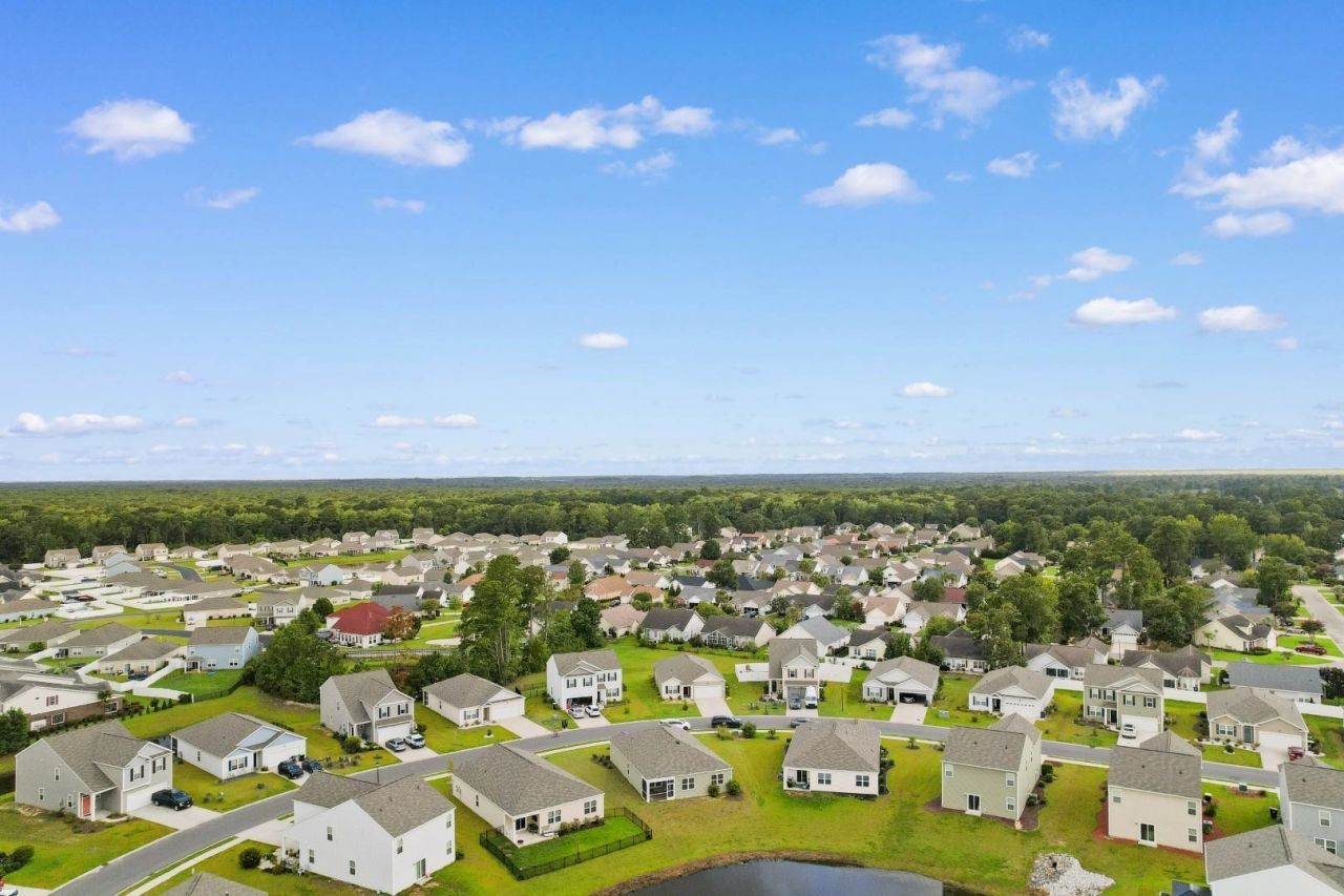1143 Sennema Circle Photo 41