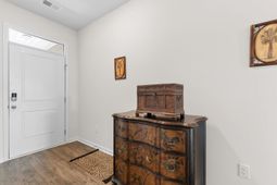 1143 Sennema Circle photo 4