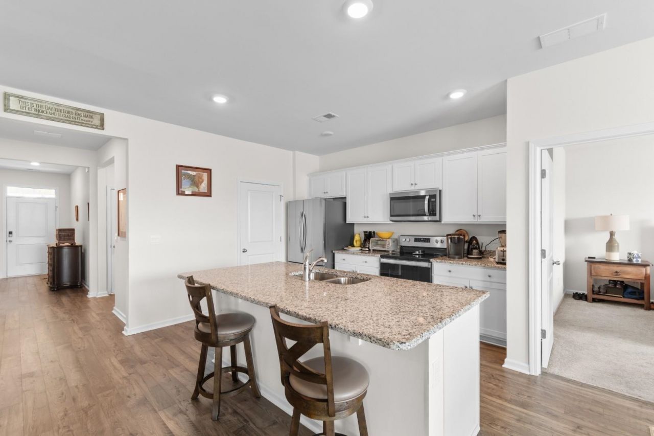 1143 Sennema Circle Photo 9