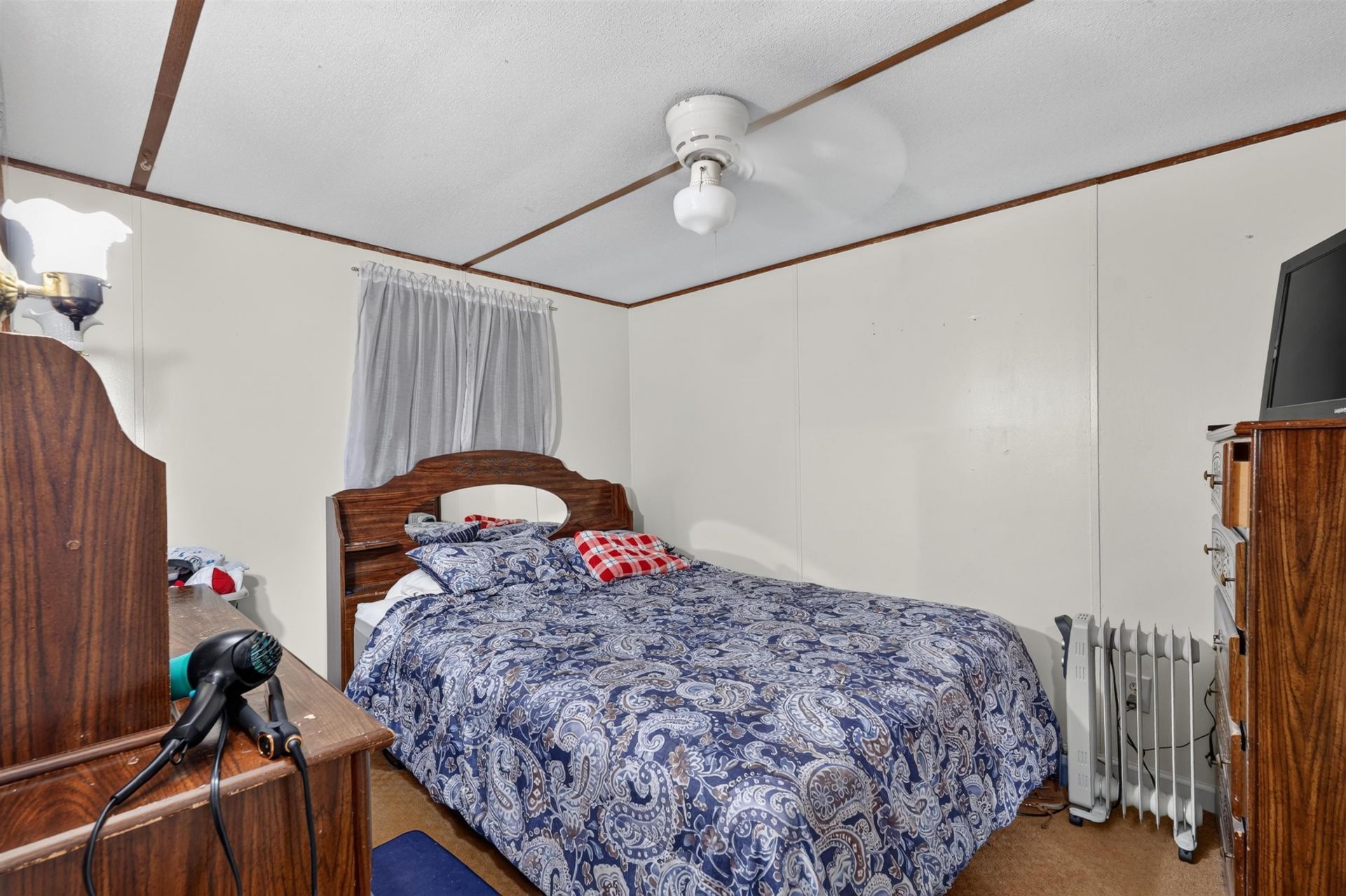 869 Hilander Dr. Photo 16