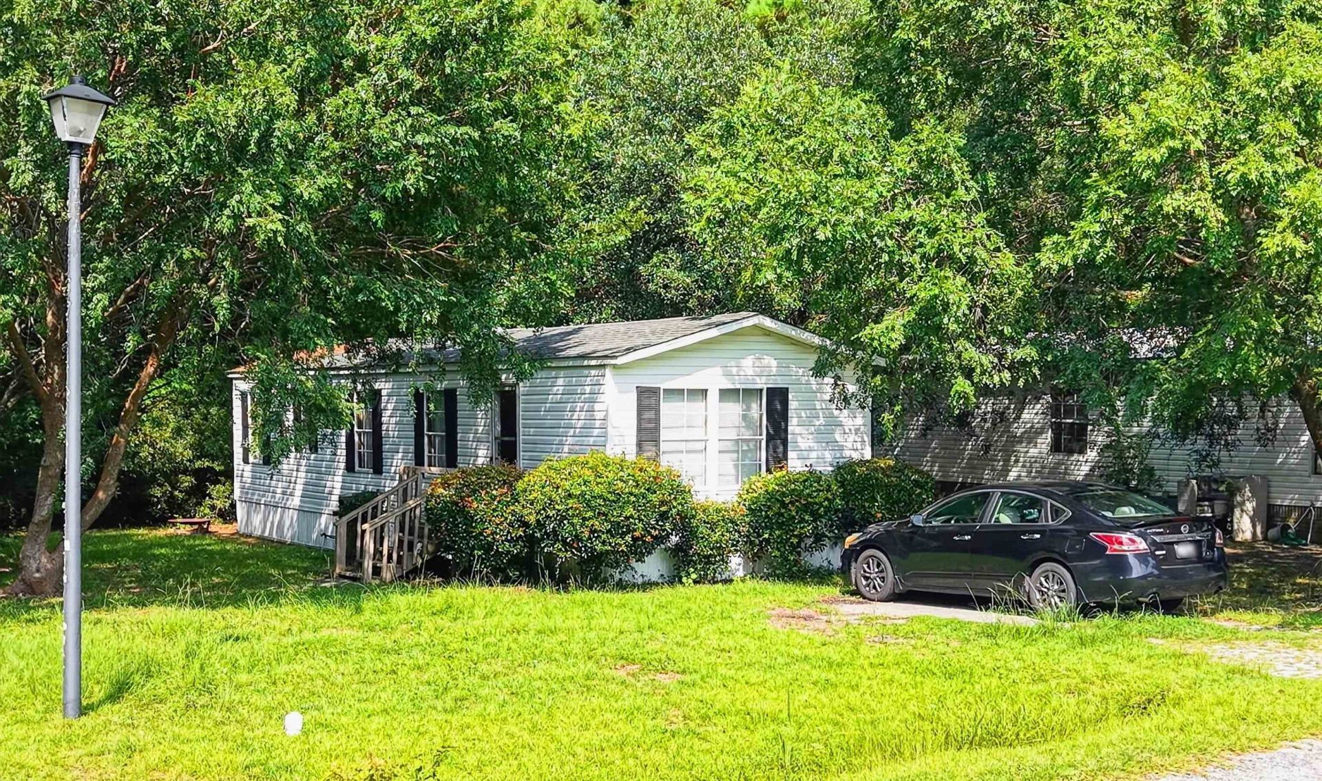 869 Hilander Dr. Photo 19