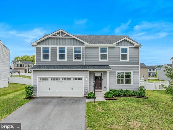31 COSTILLA WAY, HEDGESVILLE, WV 25427
