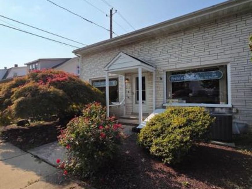 2132 Noble Street , Reading, PA 19609 Main Photo
