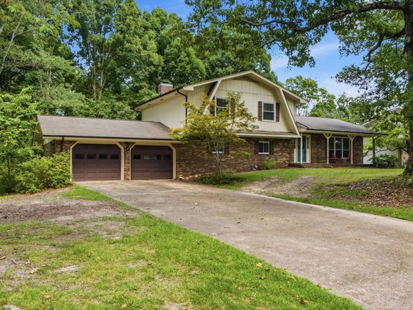 2407 Cedar Creek Drive , Chattanooga, TN 37421