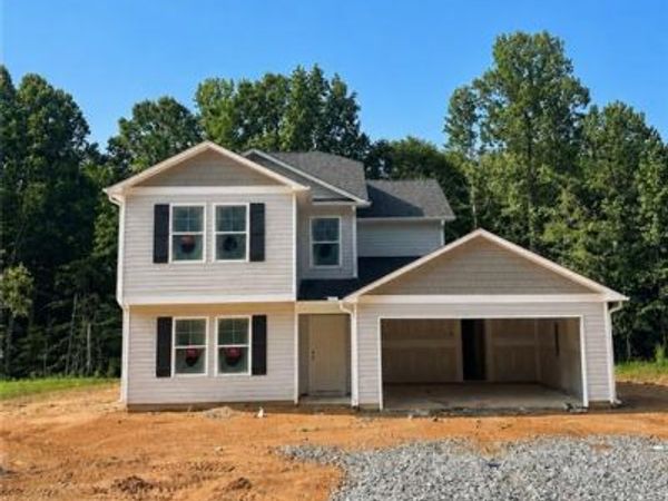 670 Oakwood Circle, Lexington, NC 27295