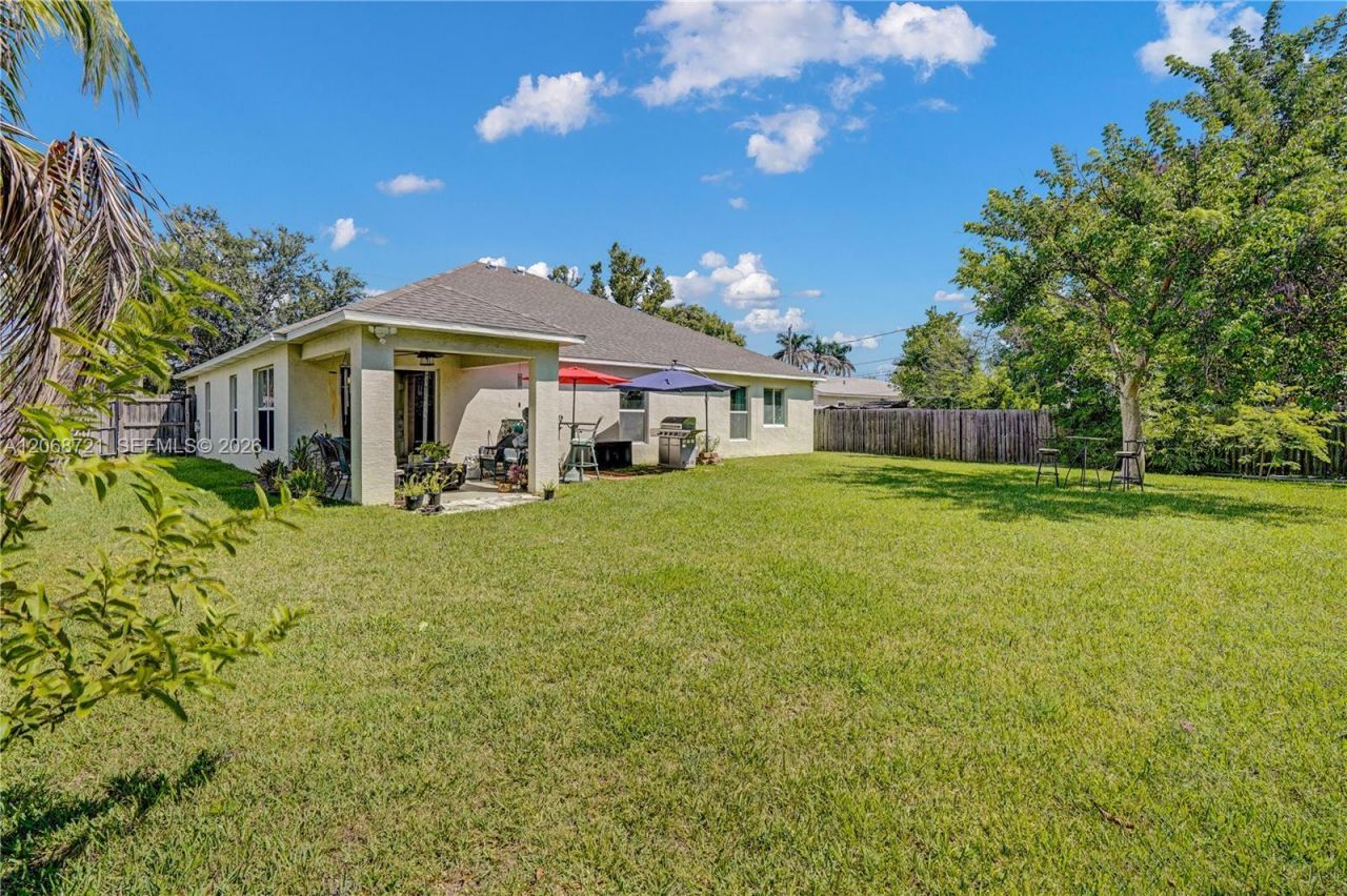 2826 SE Melaleuca Blvd, Port Saint Lucie, FL 34952 Photo