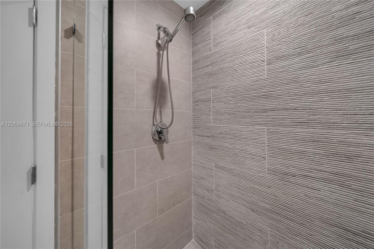 320 NE 126th St, Unit 32, North Miami, FL 33161 Photo