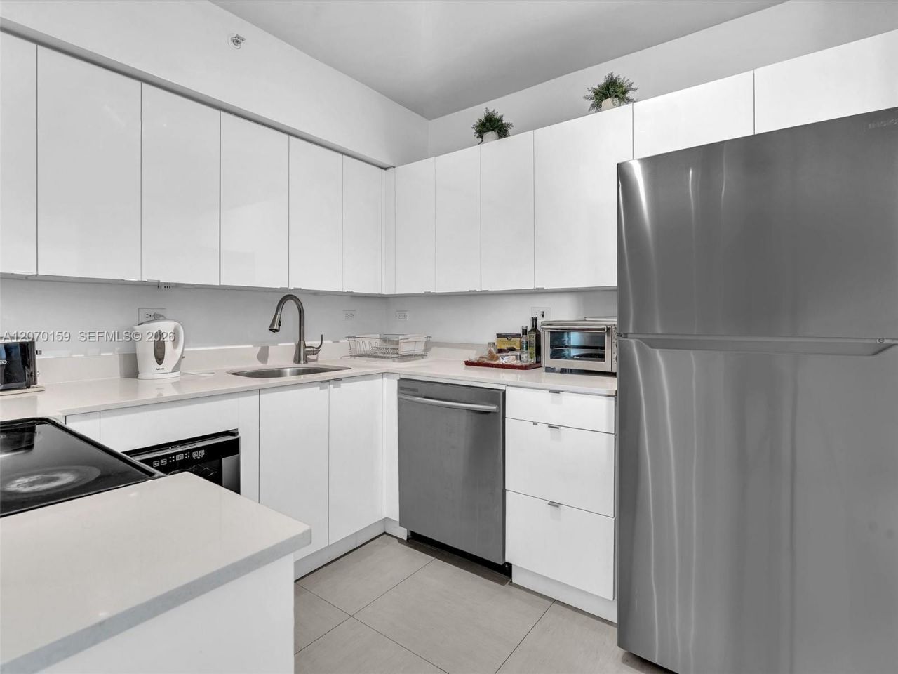 1500 Bay Rd, Unit 516S, Miami Beach, FL 33139 Photo