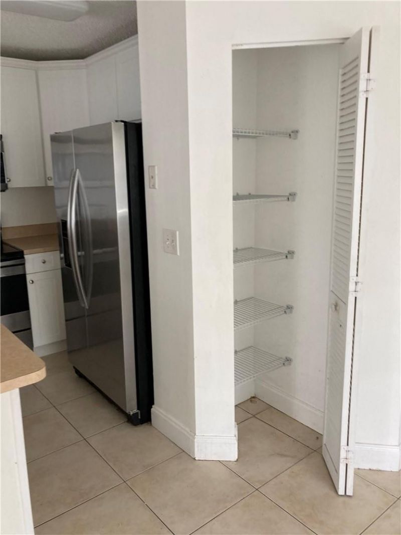 8985 NW 38th Drive, Coral Springs, FL 33065 Photo