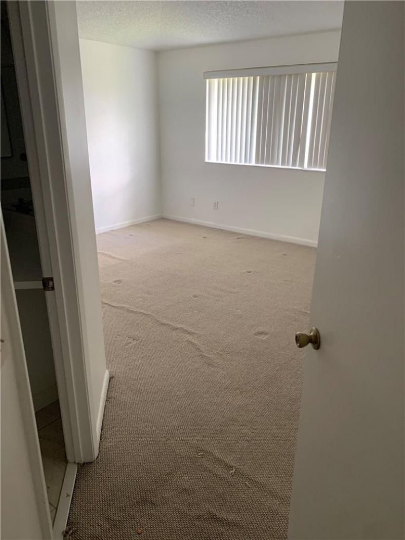 8985 NW 38th Drive, Coral Springs, FL 33065 Photo