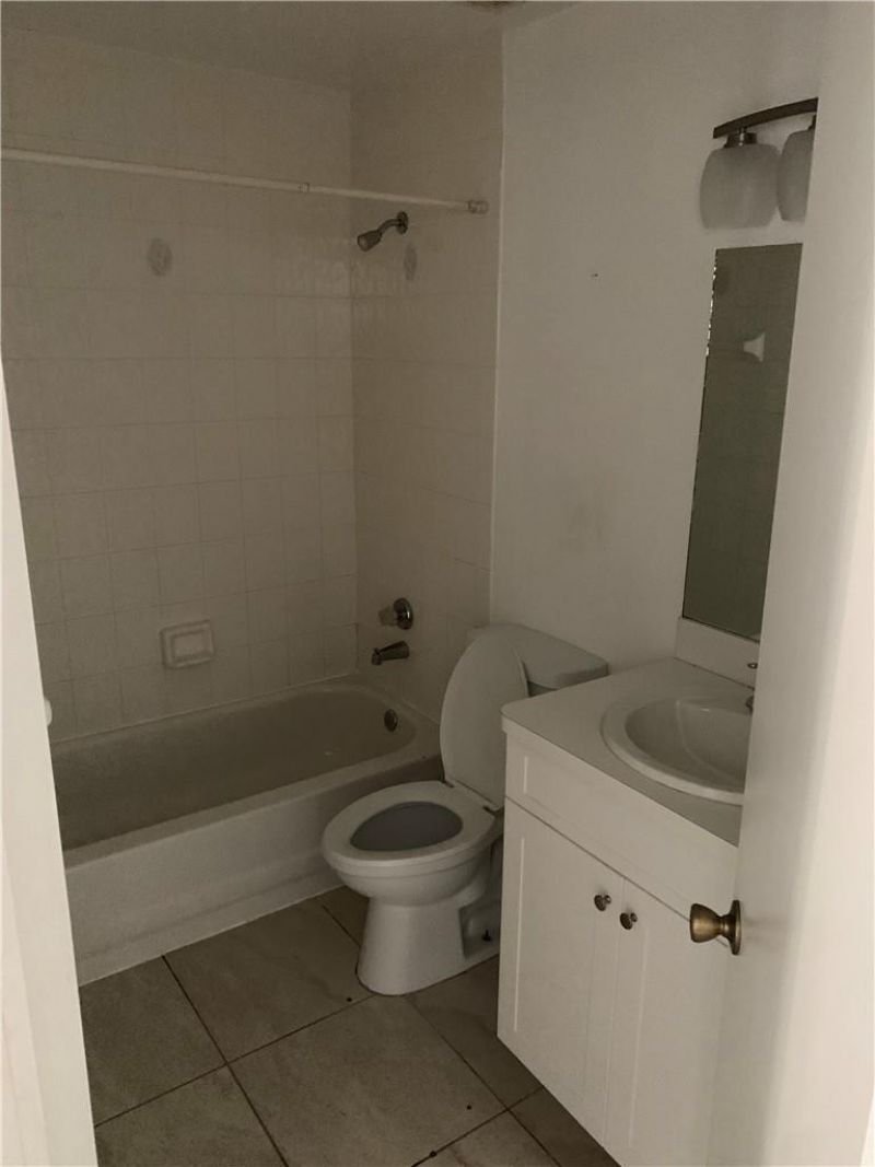 8985 NW 38th Drive, Coral Springs, FL 33065 Photo